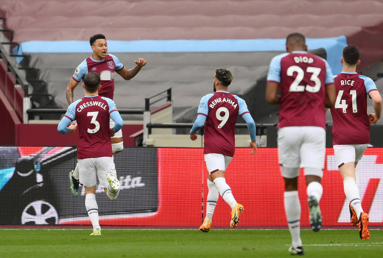 因伤曾短暂 因伤曾短暂